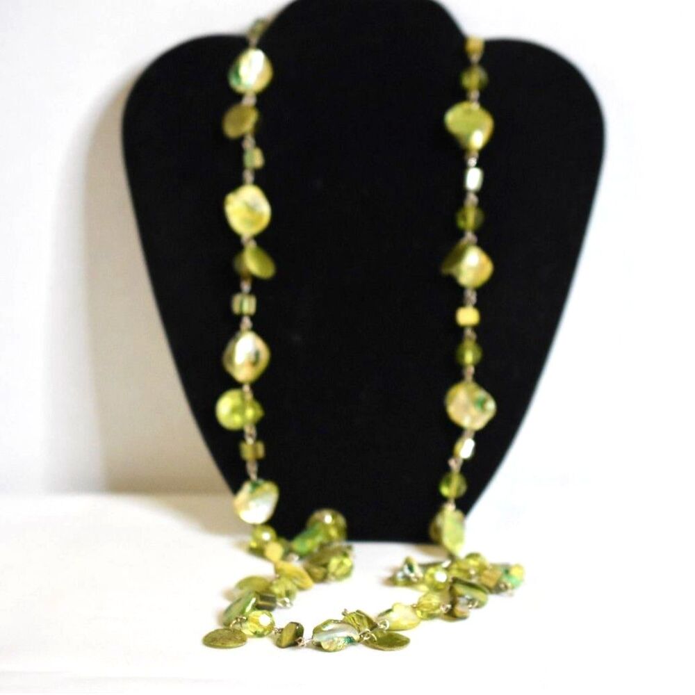 Vintage Exciting Green Abalone Shell/Glass Bead Single Strand 40" Boho Necklace